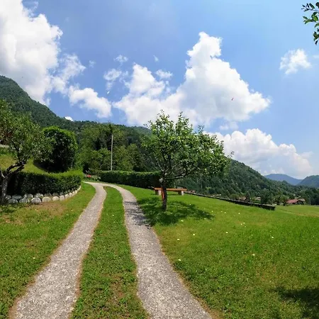 Σπίτι διακοπών Deluxe Near The Soca River *